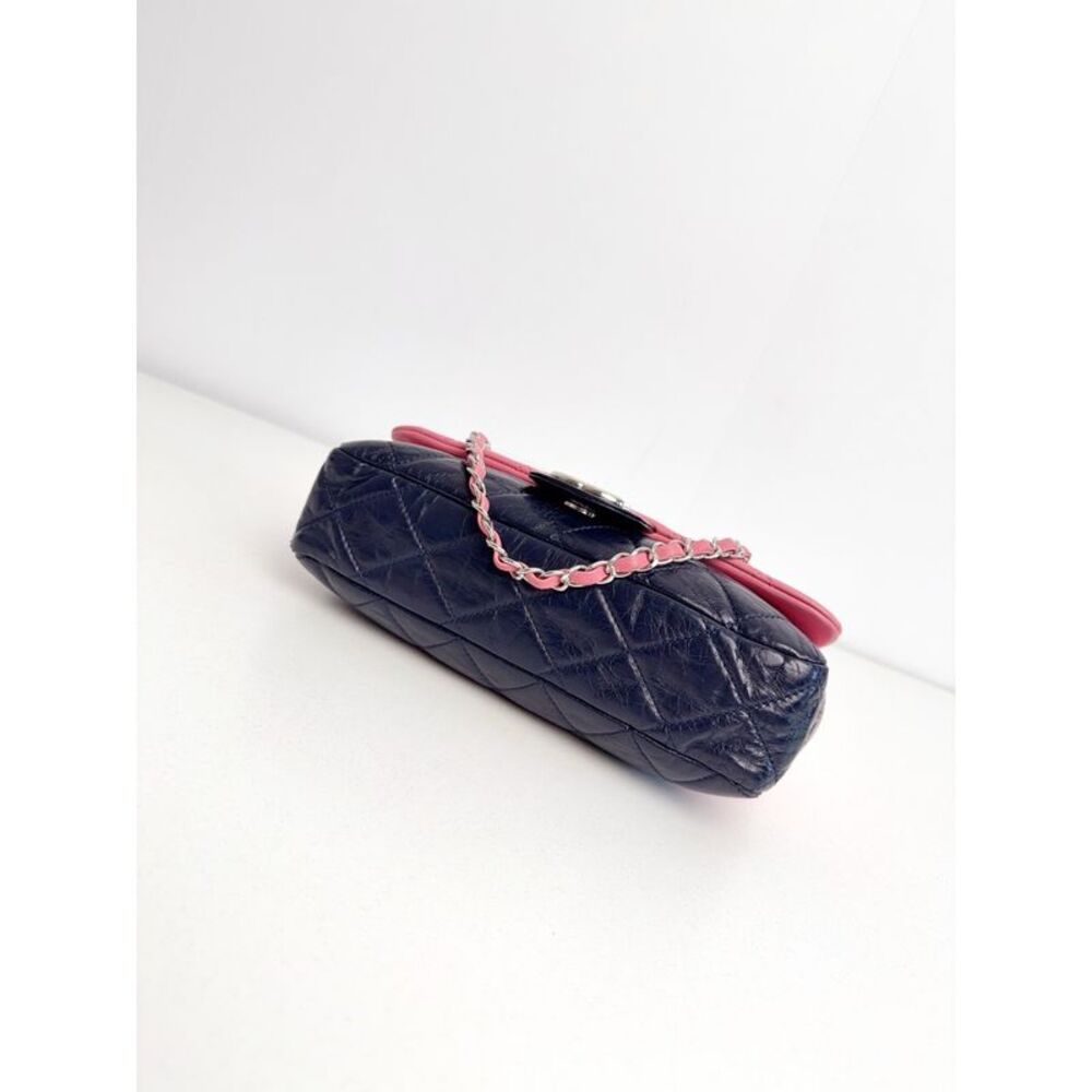 Chanel Women Pre-Loved Bag Very Good Condition - Picture 4 of 9